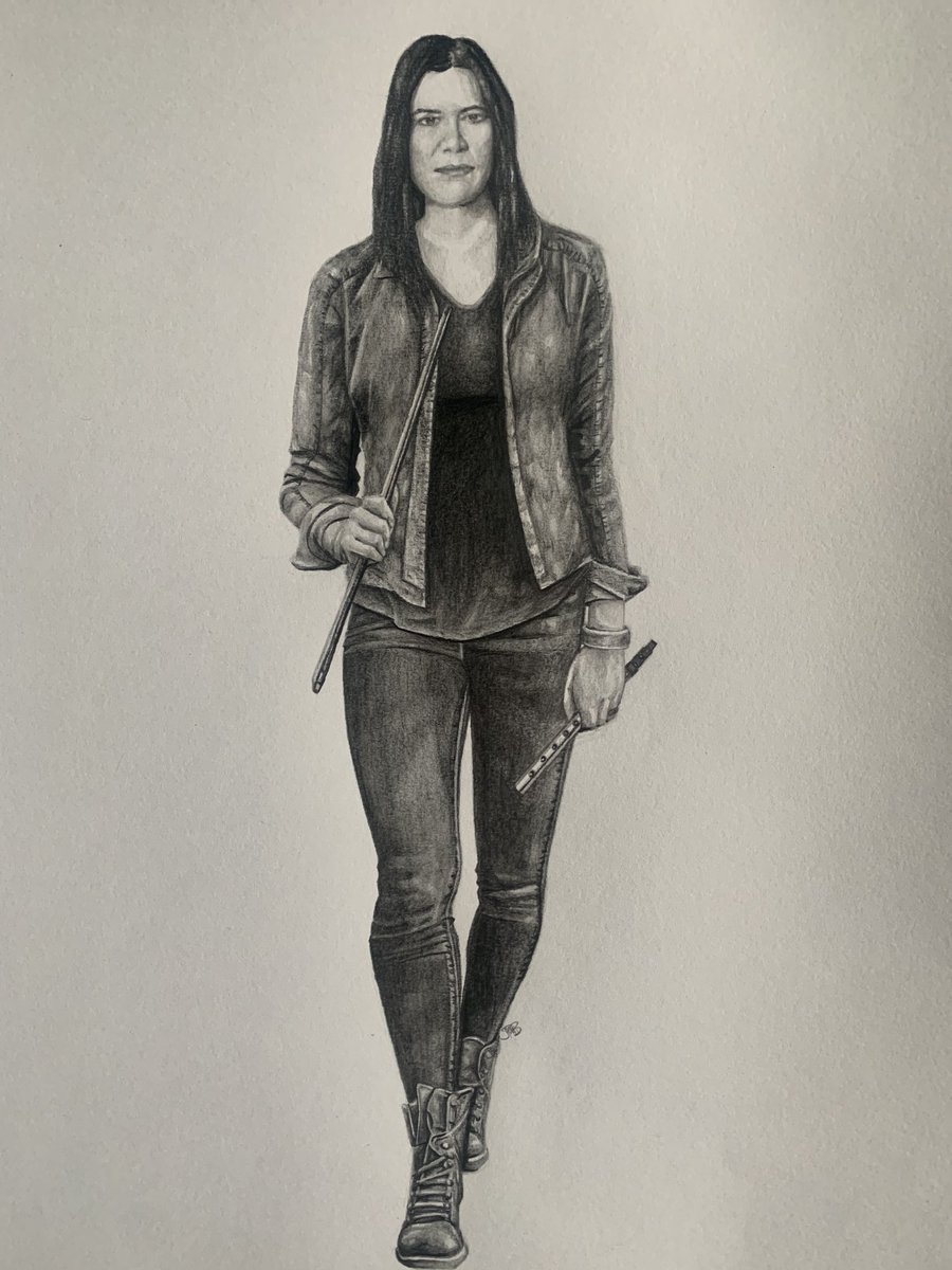 john_chicagoart's tweet photo. My pencil drawing of Bridget Regan ⁦@floggingmolly⁩ https://t.co/iWGSIoUjeU
