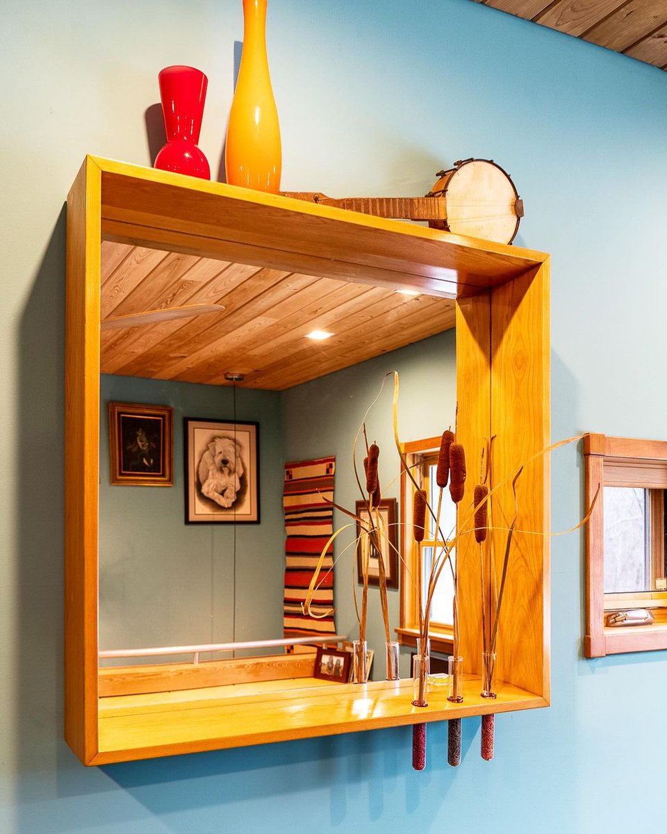 Cypress_Info's tweet photo. Check out this custom mirror frame by #hudsonriverstudio. The warm honey tones of cypress are on full display!
#RealAmericanHardwood #cypressceiling #ceiling #homedecor #interiordesign #customwoodwork #woodwork #millwork https://t.co/iCIGdRf0rx