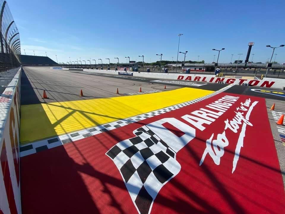 JKSincorporated's tweet photo. With the end of the 2021 Cup season, we’re looking back to some of our favorite @NASCAR projects from this year.
🏁: Thanks to @MartinsvilleSwy for the first photo and @TooToughToTame for the last!
#EnergizingBrandsSince1983 | #TrackServices | #NASCAR https://t.co/0jse5xtCo2