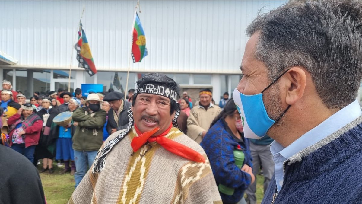 marianoneuquen's tweet photo. Reivindicamos la sabiduría ancestral de nuestro pueblo #Mapuce. El Centro de Salud Intercultural Raguiñ Kien será el punto de partida para fortalecer el conocimiento que genera el diálogo entre culturas.
#RucaChoroi
#Aluminé https://t.co/viIMNPDXJx