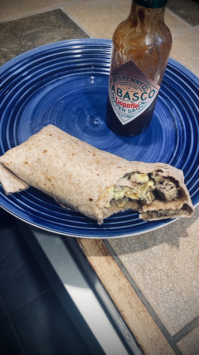 HipsterVizNinja's tweet photo. #Data16 in Austin was my first @tableau conference and I’m still trying to replicate the AMAZING breakfast burritos we had there. 🤩

Fast forward to #Data21 and I get to start the day the same way! https://t.co/IRsMacxMBk