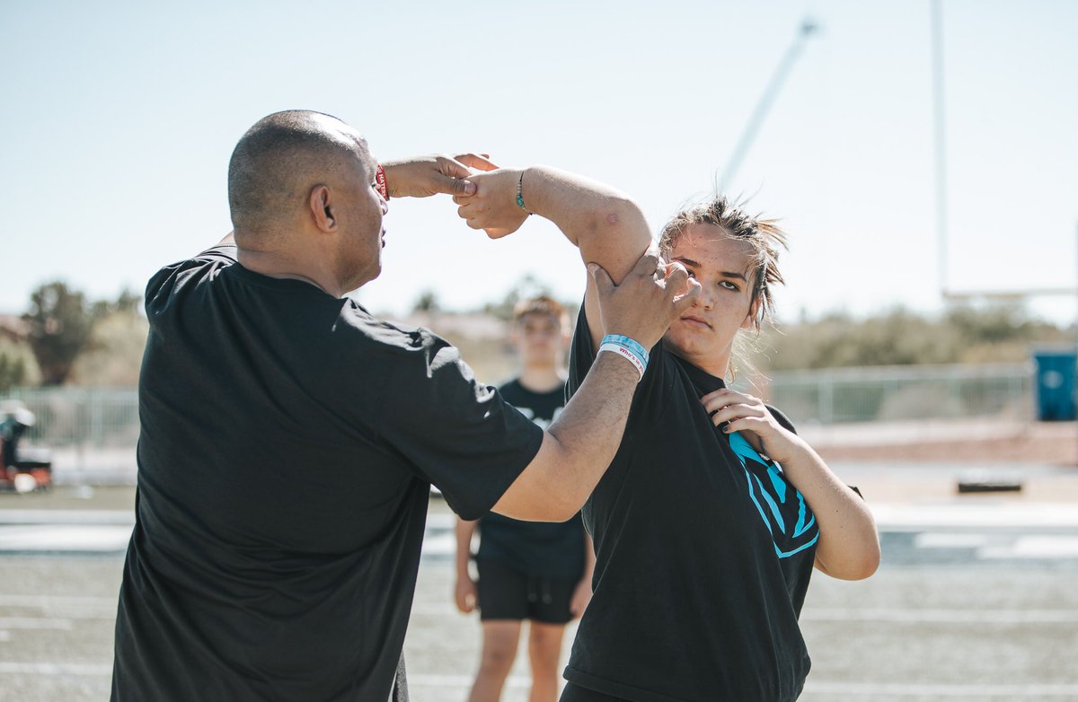 coachdrew8's tweet photo. Build them from the ground 🆙 Give them the foundation &amp; provide them the opportunity to build on it w/ guidance. Allowing them space for failure &amp; discovery to overcome &amp; learn is the pathway to building true CONFIDENCE 😤
#QBInfluence https://t.co/sH8iIiQU1x