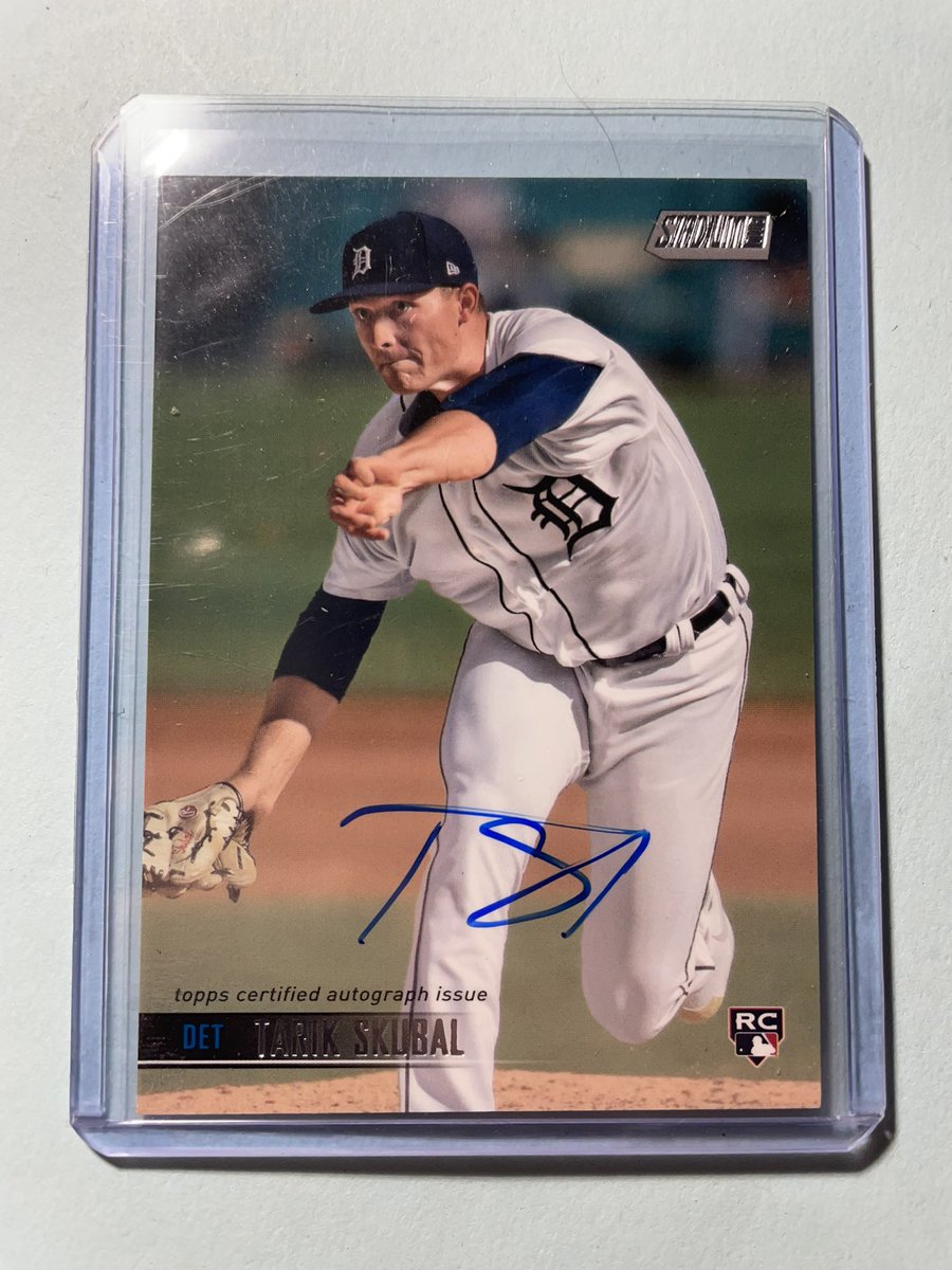 BigDawgTigers's tweet photo. I’d say it’s a problem now. Topps Stadium RC, I am obsessed with you😂 #Topps #toppsStadium #whodoyoucollect #thehobby #toppsautograph #rookiecard @CardPurchaser https://t.co/h11gFD6ClN