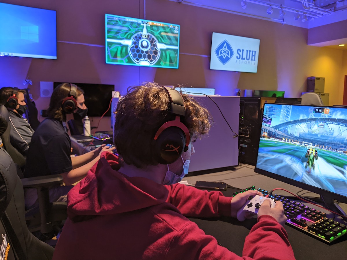 sluhjrbills's tweet photo. Congrats to our Varsity Blue Esports team on advancing to the Final 8 State Tourney! They face Rock Bridge H.S. Gold on Sat, Nov 13 at 10:00am in person @STLScienceCtr Omnimax Theater. For livestream and ticket information, visit https://t.co/NxqF7PvUZF. @SLUHAthletics https://t.co/19hvr6tjhH