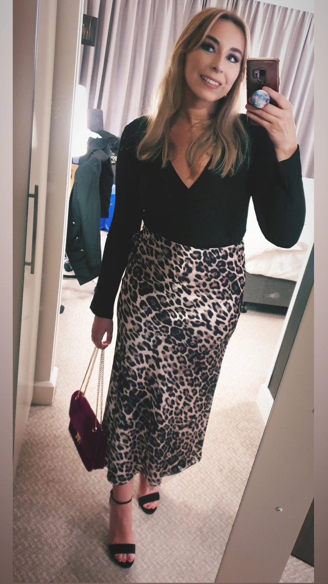 KerryChurcher's tweet photo. Had a fabulous time at the @Wounds_UK, my first ever conference! Thank you to @UrgoMedicalUK for making it happen for me 🙏 
The Gala dinner was great fun 💕 it was a lovely sight to see everyone so dressed up &amp; having fun 💃🕺 https://t.co/2L21CRLlQ4
