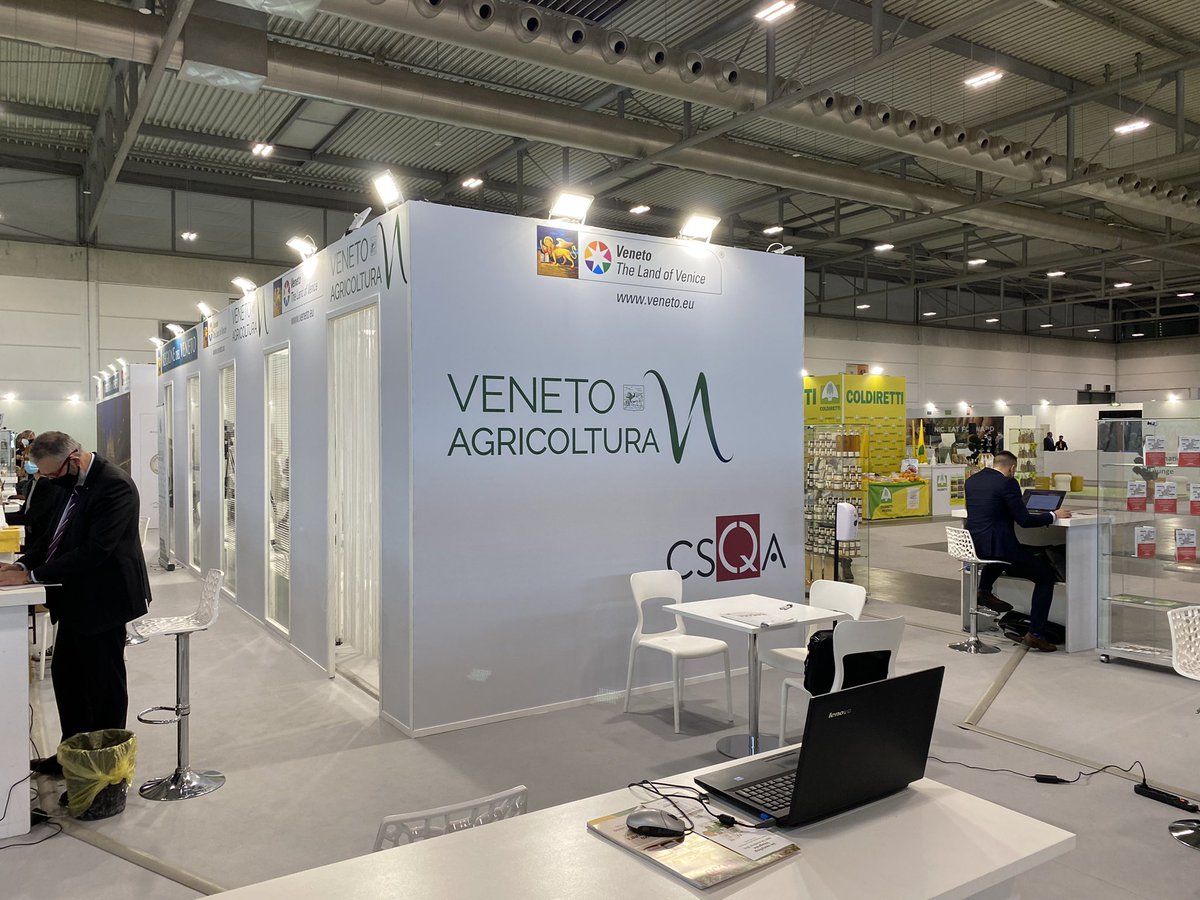 EuropeDirectVen's tweet photo. @BOpenTradeShow Verona, la Fiera del #biologico: alle ore 14:00 focus in diretta Facebook @VenetoAgricoltura sul latte biologico. Disponibili le registrazioni degli incontri di ieri e di questa mattina. Seguiteci!!! https://t.co/2KbXw39oIJ