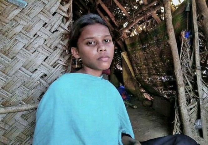 MKG_II_0's tweet photo. #BreakingNews 

First Tribal Girl to pass Class XII in Tamil Nadu village aces NEET.

M Sangavi, a 20-year-old tribal girl from Malasar community who was the first student of M Nanjappanur hamlet in Coimbatore district to complete Class XII, secured 202 marks in #NEET 2021. https://t.co/aOaqMuQwbh