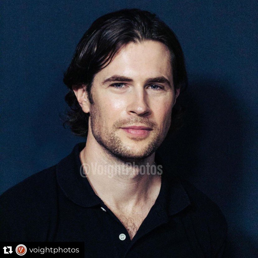 Repost from @voightphotos
•
#DavidBerry attended tonight’s #RedCarpet premiere of #DuneMovie. 
#Dune opens in cinemas in Australia in early December. 
@MrDavidBerry is best known for his roles on #aplacetocallhome and #Outlander. 
Photo by @VoightPhotos 
@outlander_starz #aptch