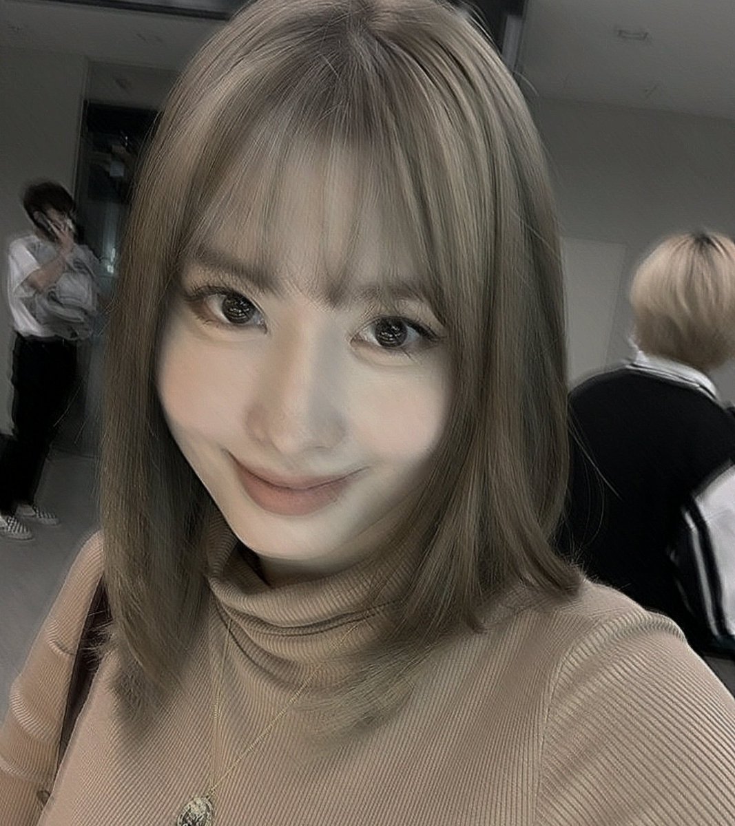 ursjoy's tweet photo. salamat elisse daw. nagvote n ba kau ??
#oasd #osd #onceselcaday #momo @JYPETWICE https://t.co/JpcZLuPw7g