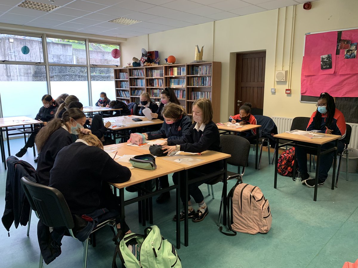 StVincentsCork's tweet photo. Delighted to have @OrlaghFarmer with us  this morning introducing the learnsmart programme to our 1st year students. Students were given new study techniques and skills to use in class and at home. Thanks to @UCCPLUS for the opportunity . #uccaccess https://t.co/cG3PwPKZgw