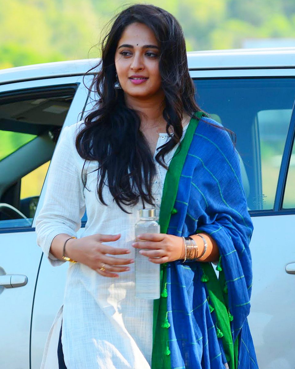 More pic❤
@MsAnushkaShetty 
#AnushkaShetty #Anushka48 
#Bhaagamathie 

Pic Credit  - @DarlingyePrabha 
#LadySuperStarAnushkaShetty