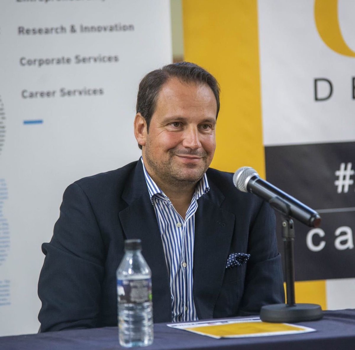 JaimeOzores's tweet photo. 💡 Si buscas resultados distintos, no hagas siempre lo mismo. ¡Arriésgate! 💫
@odgersberndtson #odgers #ob #obgroup #obspain #headhunter #leadership #ceo #executivesearch https://t.co/oJo7Whh5Gn