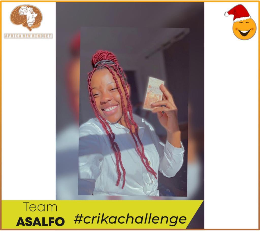 yann_allani's tweet photo. On dit y’a crika challenge de 1000 sourires (on s’en va là-bas comme ça)🎶
On a demandé 1000 fcfa elle a donné 10.000 (on s’en va là-bas comme ça)🎶
Il a promis de nous faire virement paypal (on s’en va là-bas comme ça)
🕺🏾 https://t.co/thuqHkw8FK