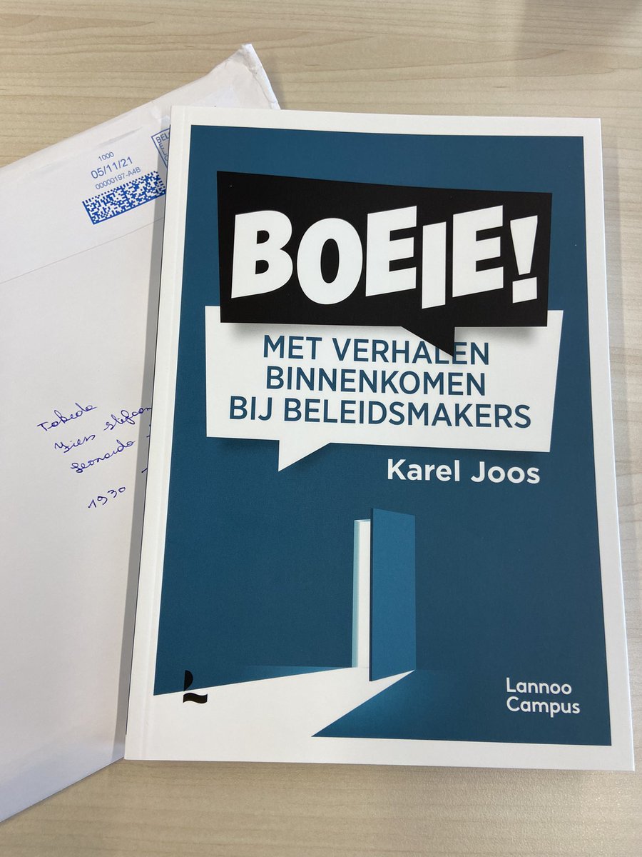 ste_fiers's tweet photo. Voor het eerst sinds lang weer op kantoor. Om dan deze verrassing te zien… 🤩 dank je, @kareljoos en @LannooCampus ! Perfecte timing voor een ´long read’ in het lange weekend 🙏🏻 #bepact #Lobbying #storytelling #publicaffairs https://t.co/yh2LBgNe5e