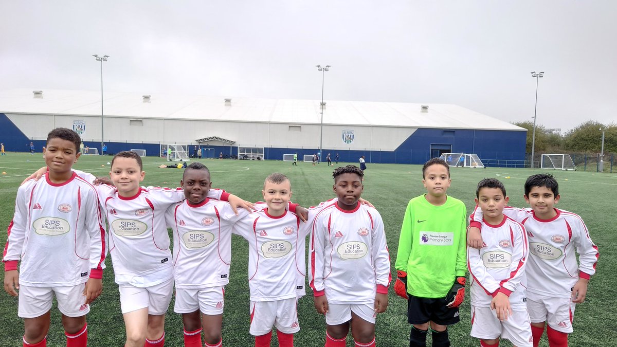 MrFlavell7's tweet photo. Really proud of our lads today. A credit to the school @UplandsManor @MrBushell1 https://t.co/s2hWNhSUtn