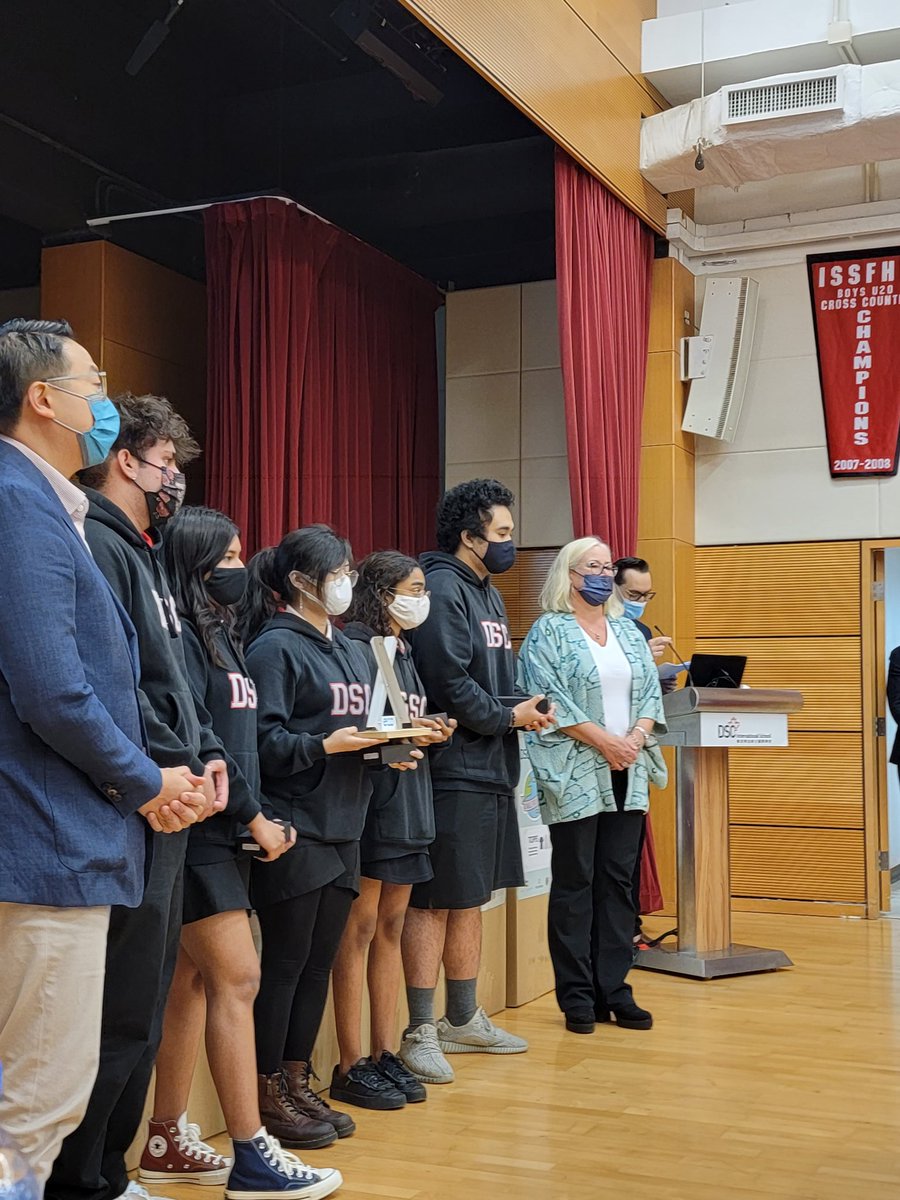 Adri_Mahoney's tweet photo. From 100+ competing groups to 1 winner. DSC's selected Grade 12 group has impactful solutions for @UNESCO's 12th Sustainable Development Goal "Reduced Inequality." Congratulations. #ECOxDSC #CallToEarth. https://t.co/uj3HMaYXVc