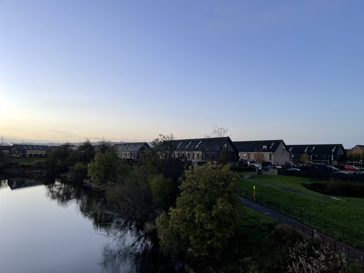 Brucie_James's tweet photo. Brilliant start to the day out running with the #COPruns tour out to the east. Excellent tour guide from @johngilbertarch taking in #Passivhaus, new parks, #SuDs and new statues https://t.co/Awgxj4Yeqv