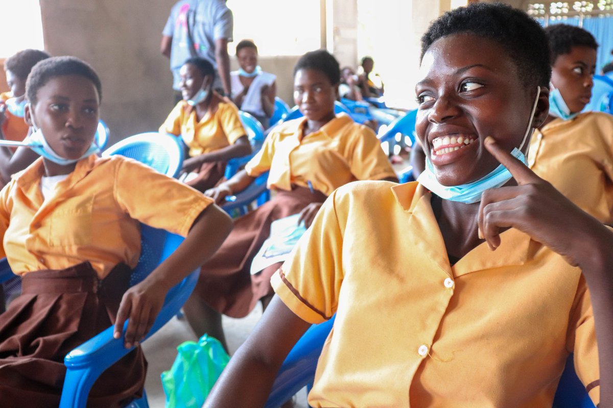 ProlinkGh's tweet photo. Girls education should be an intentional act. It should be our priority in other to help girls shape their visions and goals for the future. 

Together,  we can succeed and make a positive impact. 

#empoweringlives 
#girlseducation 
#ruraldevelopment https://t.co/StR0CXRQlG