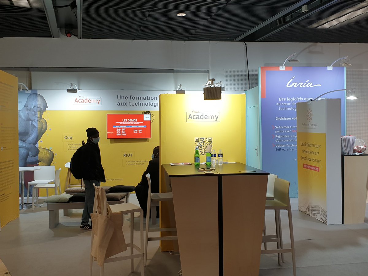HubOpenSource's tweet photo. 🔵#OSXP2021😊 Rencontrez les membres du @HubOpenSource @Pole_Systematic présents sur @OSXP_Paris ! Etape chez @Inria, @SWHeritage et @Inria_Academy📍stand C31a #opensource #softwarecommons #sourcecode https://t.co/tPIABlxr9c