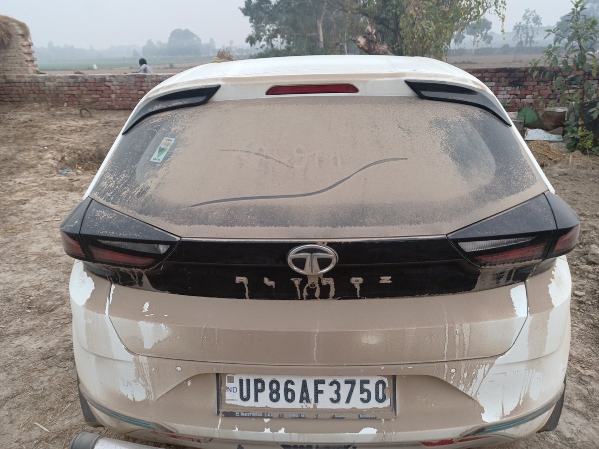 Pradeep Singh tweet media