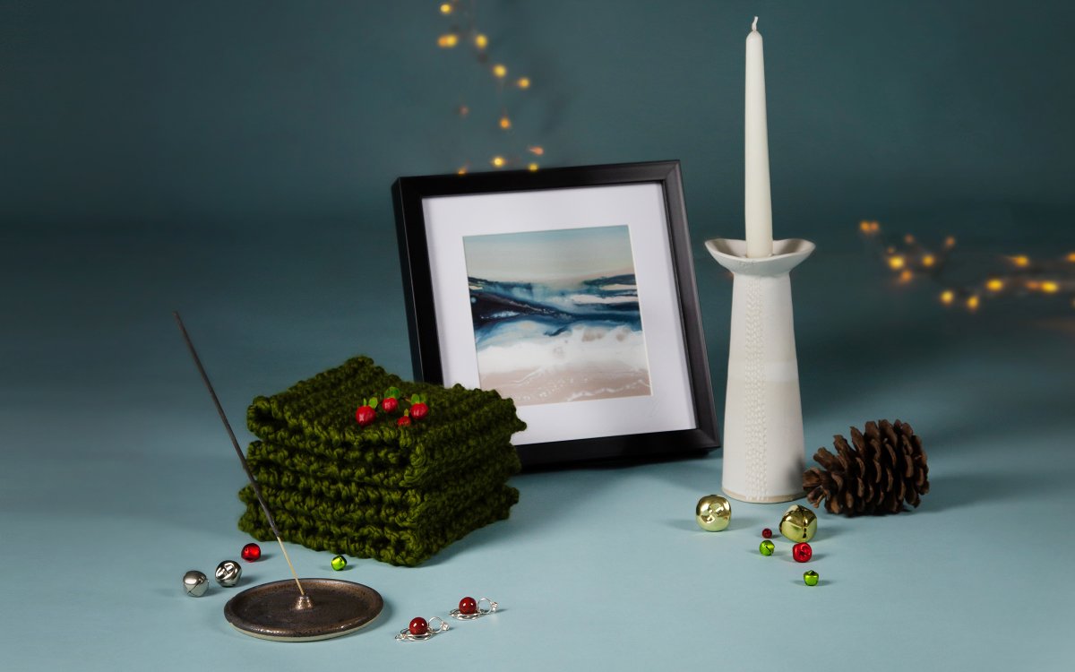 🎄 MANCHESTER CRAFT &amp; DESIGN CENTRE CHRISTMAS LAUNCH 🎄

📍 Sat 13th Nov

Give handmade this year with unique gifts from Manchester’s independent makers at <a href="/ManchesterCraft/">Manchester Craft and Design Centre</a>, with over 35 makers in 20 studios making &amp; selling beautiful handmade products 👇

buff.ly/3nT7lT9