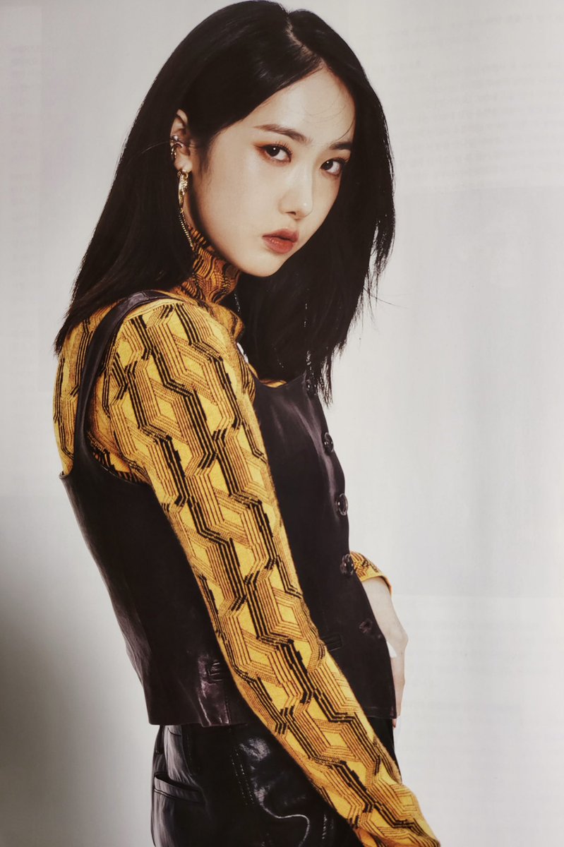 SinBloops7's tweet photo. SinB for dazed she looks so hot https://t.co/G1q1UDFNu9