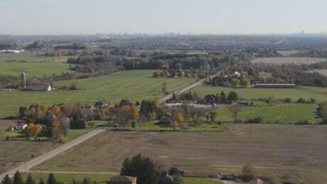 Shorter commutes or long-term environmental damage? Residents divided over Highway 413 ift.tt/3kkUgkA