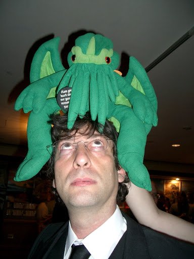 Hoy es el cumpleaños de Neil Gaiman, mi autor favorito. Happy birthday Mr. 