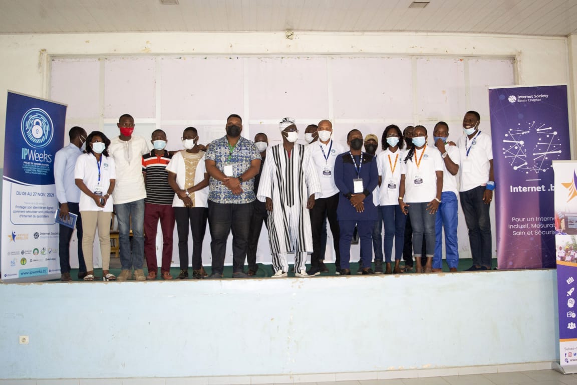 abc_pn's tweet photo. @abc_pn était présente aux côtés de @isocbenin et @jvbriller dans le cadre du projet #IPWeeks pour le lancement à #parakou et la formation des bénévoles. #privacy #Security @LaTeam_229 @229People @AfricaCyberMag @cyber @IdemiAfrica @BeninFgi https://t.co/sgU4KfD7ZG