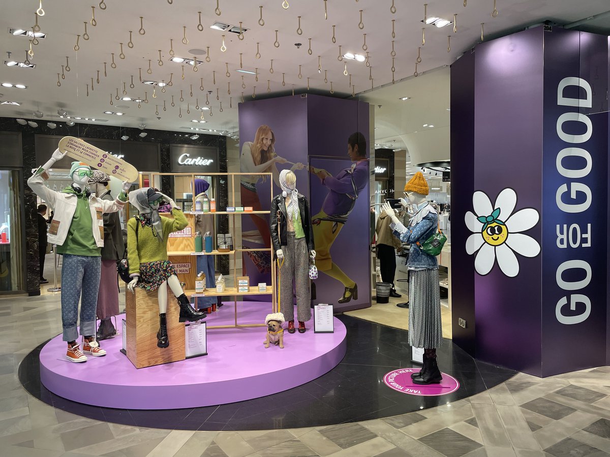 Les équipes Volcan Design sont fières d'accompagner les <a href="/Galeries_Laf/">Groupe Galeries Lafayette</a> dans l’affirmation d’un visuel merchandising plus percutant en proposant des formations sur des modules de 2 jours 👩‍🏫 🛍
#training #formation #visuelmerchandising #retail #galerieslafayette #grandsmagasins