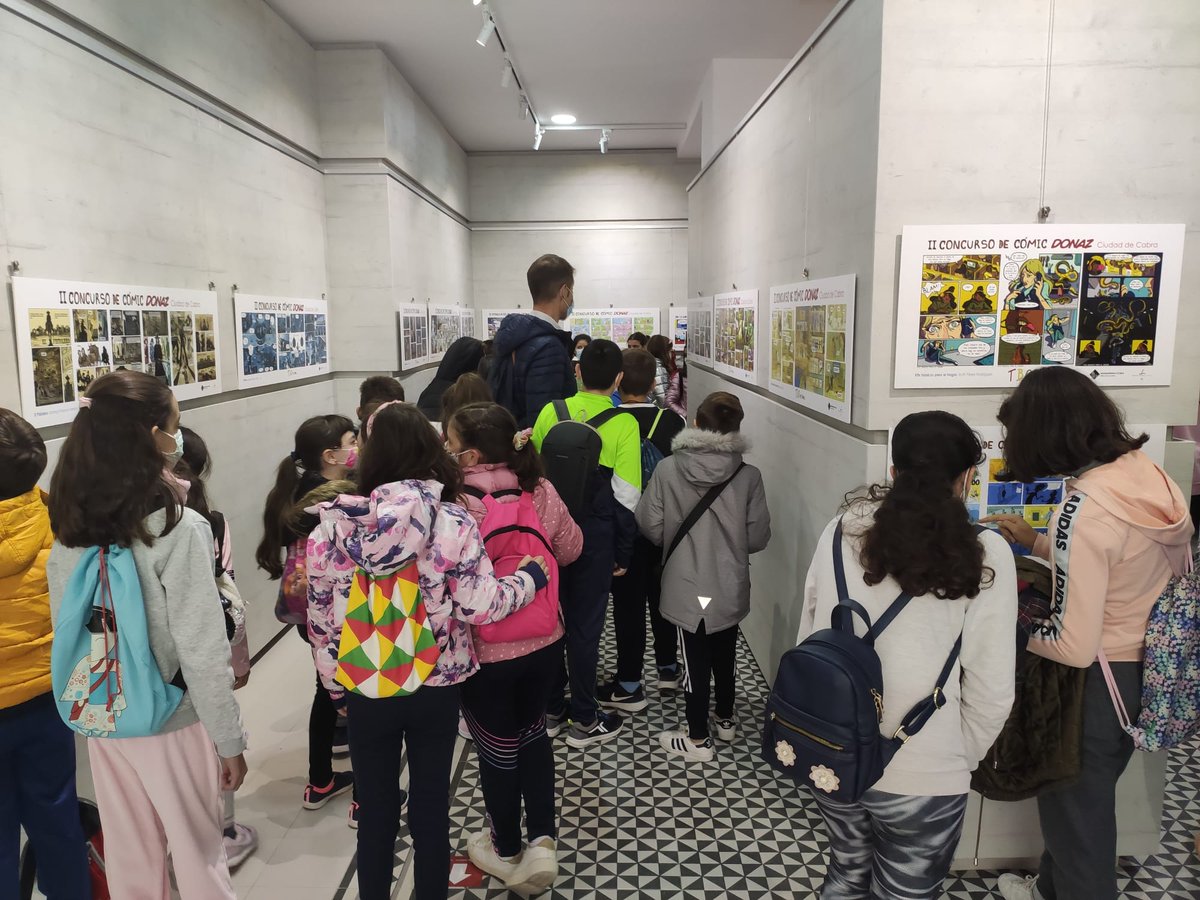 #tboencabra
Hoy han participado en las actividades de la semana del TBO en Cabra, los niños del Colegio Juan Valera y del Colegio Niño Jesús, con la proyección de una película en el Cinestudio y la visita a la Exposición del Concurso de Cómic. ¡Gracias por vuestra participación!