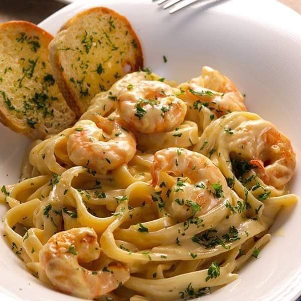 ArttRoom_'s tweet photo. Pasta 🍝 https://t.co/1Wlt3P34kI