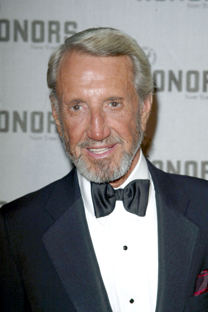 Happy birthday Roy Scheider today is your 89th birthday and your great as Chief Martin Brody in Jaws 1 and 2 R.I.P. 