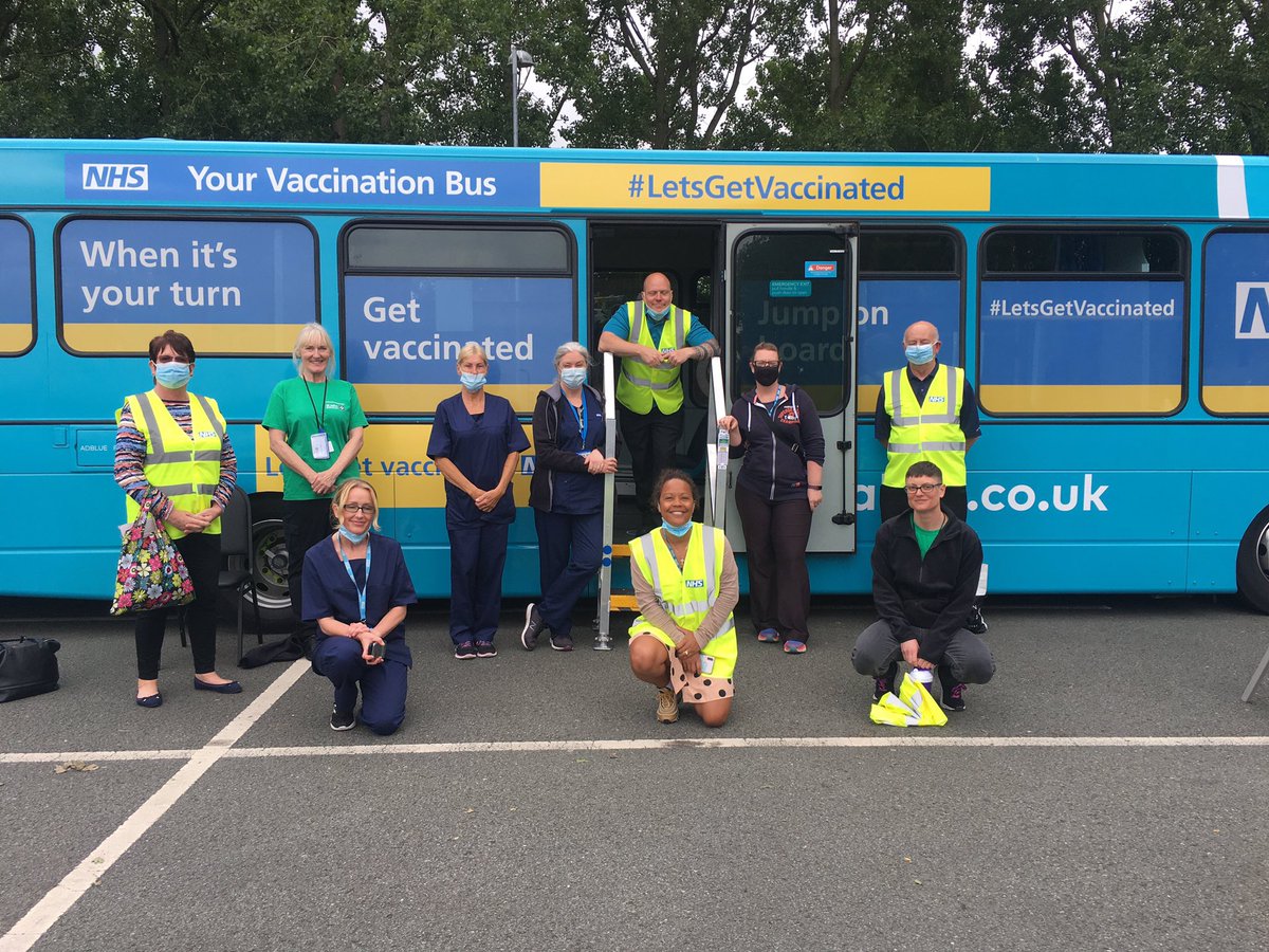 FionaLemmens's tweet image. A year ago we had 1st CCG Covid vaccine meeting. What a year since then! Massive thank you to everyone involved in the programme; Admin, volunteers, vaccinators, bus drivers, GPs, PCNs, managers. You have ALL done an amazing job 👏👏👏💉💉💉👏👏👏 
Thank you