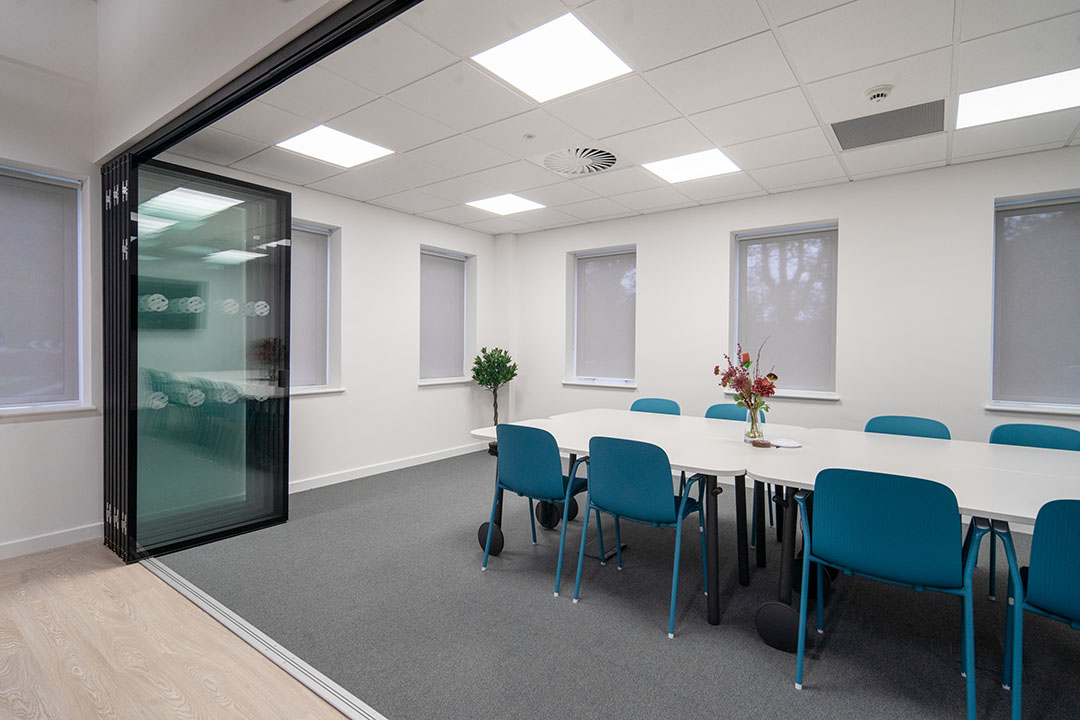 Paramount_db's tweet image. ✨ NEW CASE STUDY: SPHERE SOLUTIONS ✨Find out how we transformed a redundant radio station into a multi-purpose workspace that not only looks fantastic but actively promotes staff wellbeing too!
paramountinteriors.com/case-studies/s…