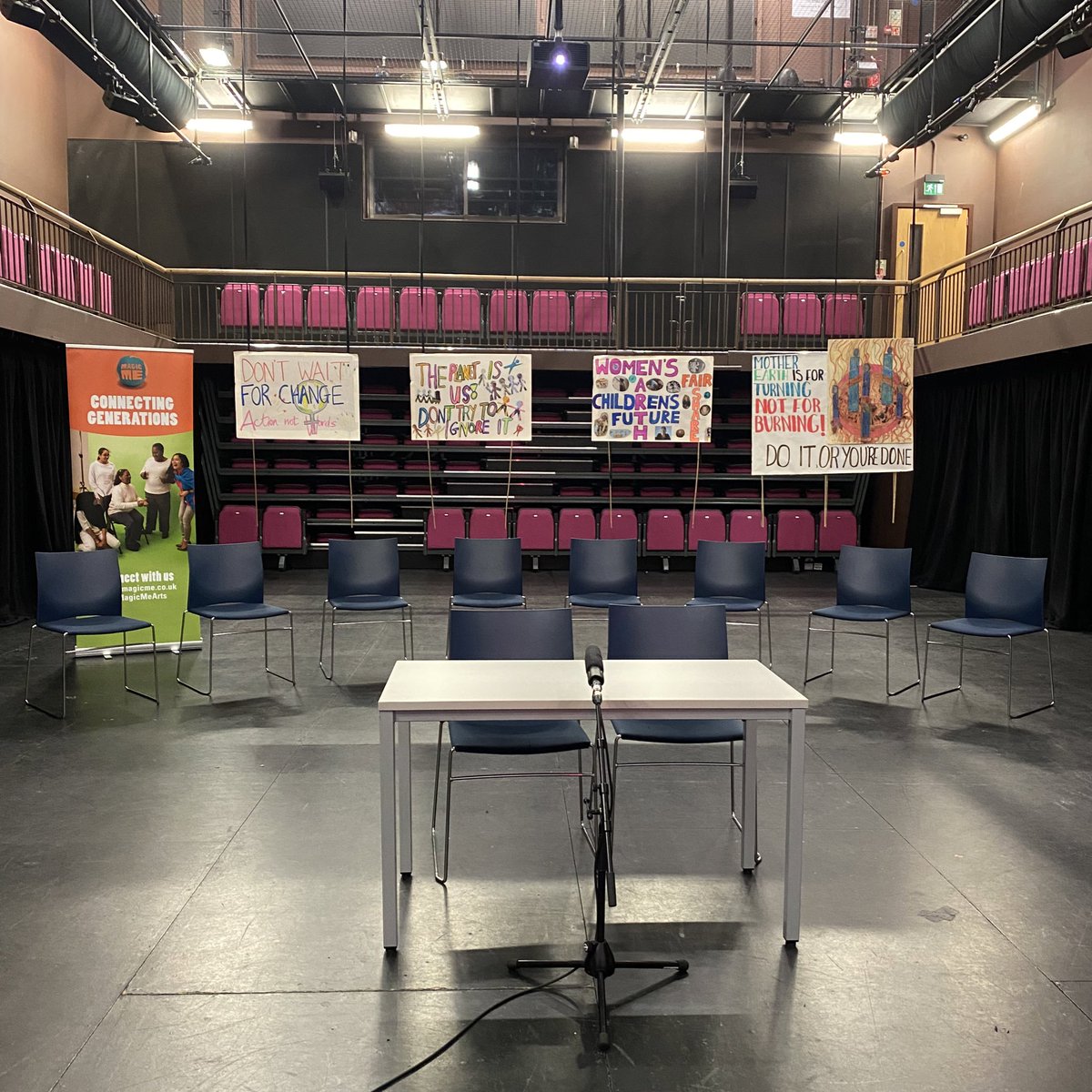 MagicMeArts's tweet photo. About 1 hour to go until our intergenerational group of women go live on @COP26! 

Join our live stream event https://t.co/J8qyvnPoHj and hear about how working together across generations can help tackle the climate emergency.

#COP26 #GlobalDayofAction #towerhamlets https://t.co/f3JvBkUsJE