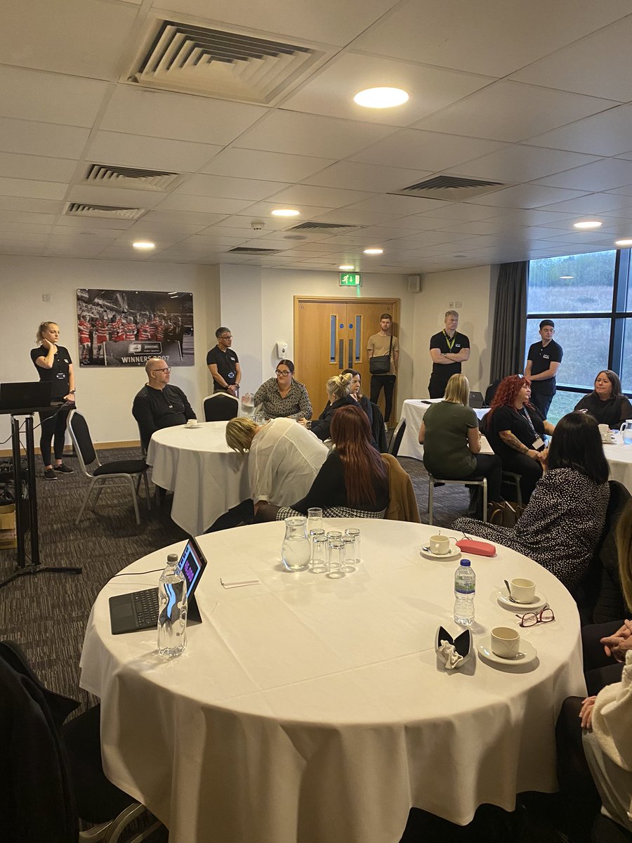 EpicDoncaster's tweet photo. #GoodMorning @DN_Child @PeelInteractiv @MyDoncaster we are at the @TheKeepmoat this morning as we kick off our #CEtraining with colleagues from @DWP across South Yorkshire. Looking forward to getting the VR headsets out and into the immersive world of virtual reality. #VR https://t.co/Nq1eUFh4v2