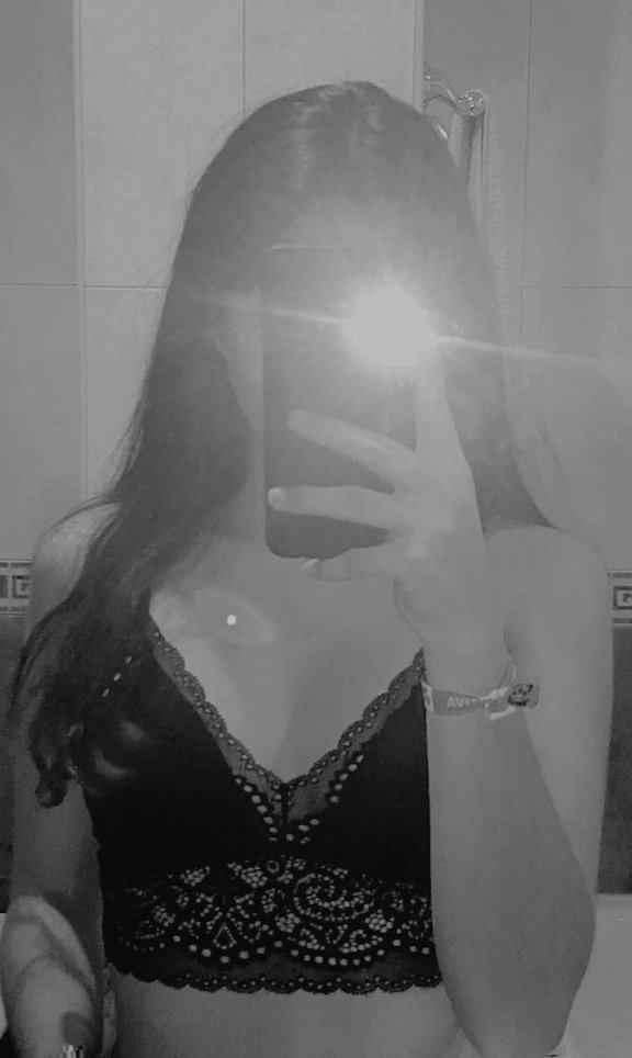 marihsz_'s tweet photo. 🦋 https://t.co/6VxRiAY2IS
