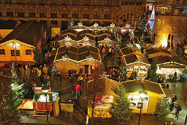StrsSupporters's tweet photo. The 2021 Online Christmas Market for Langton Green &amp; Surrounding Area has already raised £150 for @LangtonGreenSch 

The next £150 raised will be for @STRS_Evelina 

Local to Tunbridge Wells? Click 👇to shop &amp; support local small businesses this Christmas

https://t.co/MQP41PQDpW https://t.co/60vcVQxpZq