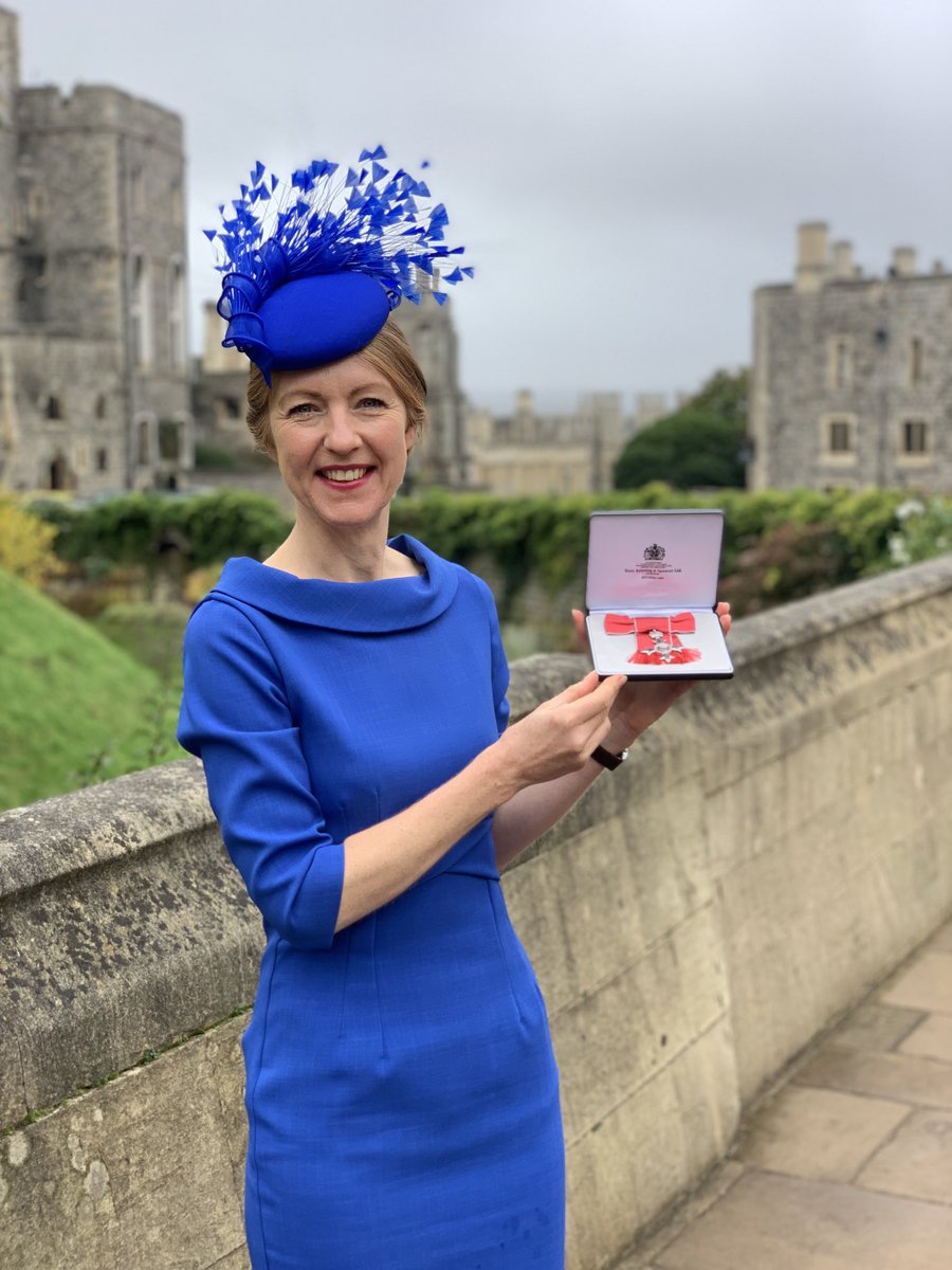 HunterIsobel's tweet photo. Library workers: this one is for you. Thank you for the difference you make every day to thousands of people’s lives https://t.co/XQMt38iSiZ