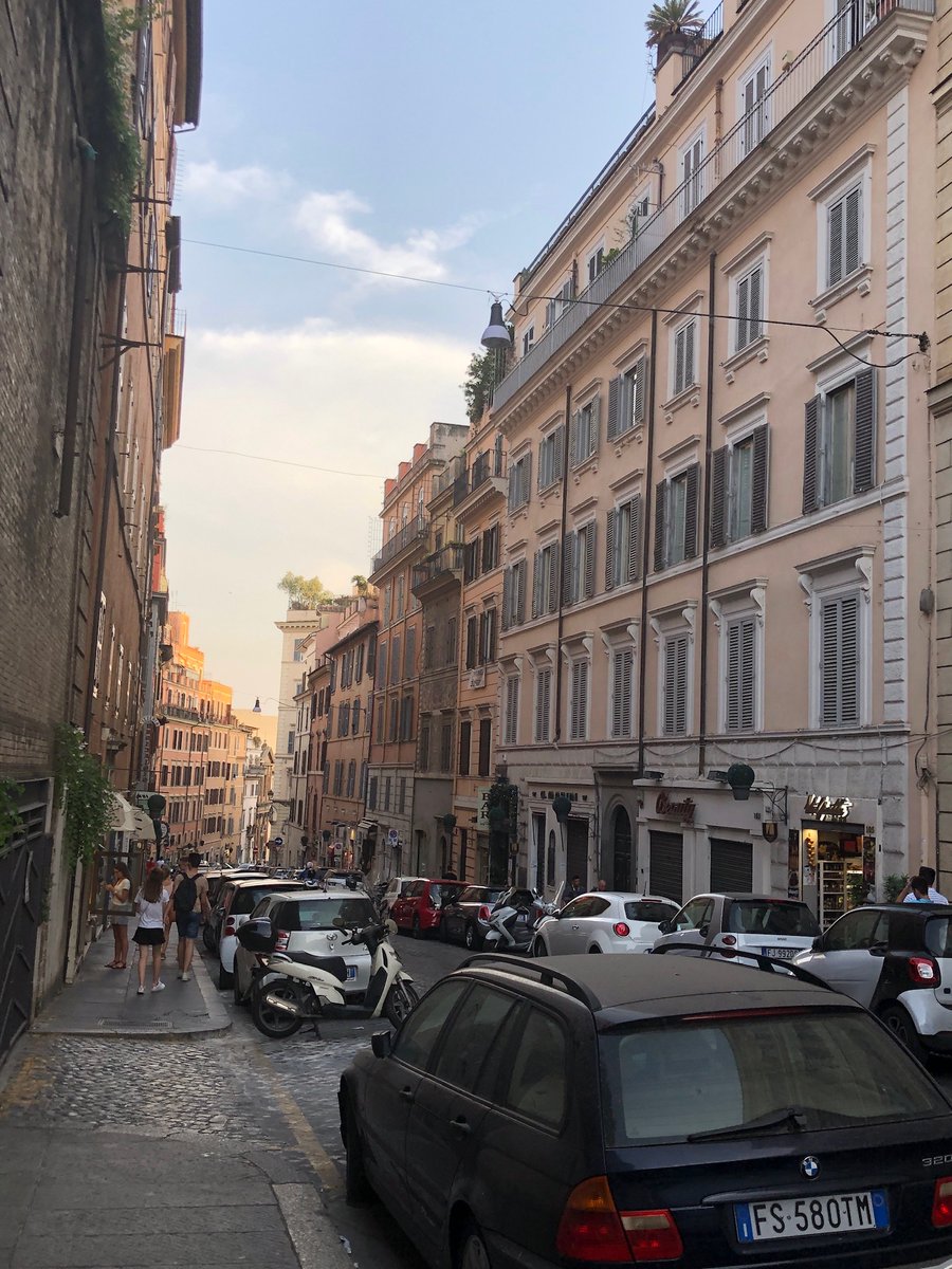 travelblogqueen's tweet photo. #Travel #bolandclass
Miss the beautiful city of Rome🇮🇹❤️
Wishing summer could come back sooner, so I can be back here @italievoyage https://t.co/WekCycDk5Q