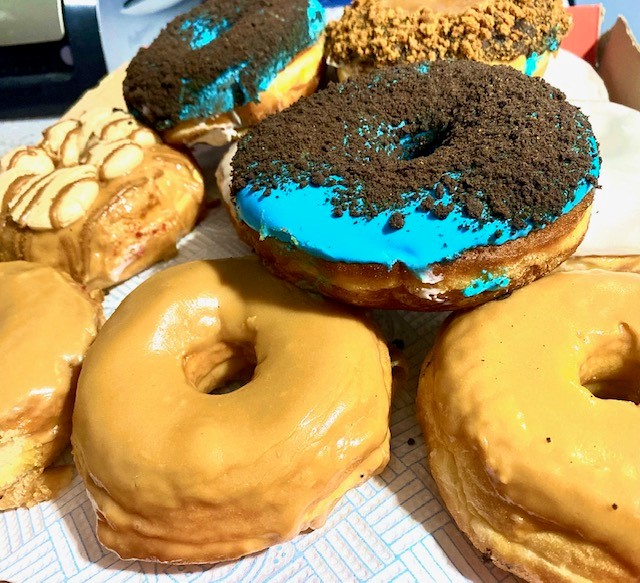 DockLeics's tweet image. Happy 9th Birthday to @SandstarComms! Who have been tenants at Dock since we opened back in 2013.
And a massive thank you for the yummy celebratory donuts!
#happybirthday #workspacecommunity