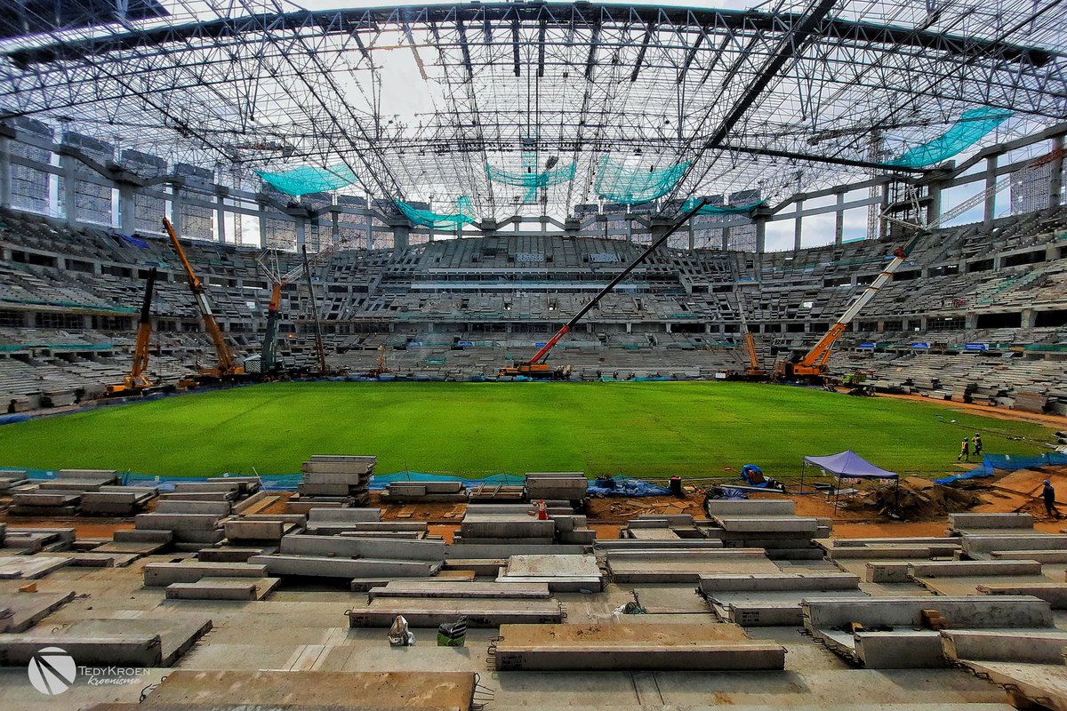 kroenisme's tweet photo. • JAKARTA INTERNATIONAL STADIUM •
#JIS #JakartaInternationalStadium #Jakarta #Indonesia #JakMania #AnakJakartaPunyaStadion #Bola #SepakBola #SportPhoto #StreetPhotography #Kroenisme #KroenImages https://t.co/5WrGnK1k5z
