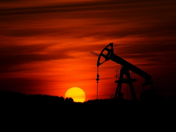 🛢️ #Riscaldamentoglobale: secondo uno studio pubblicato su <a href="/Nature/">nature</a>, una moderata riduzione della domanda mondiale di #petrolio potrebbe portare a un calo delle emissioni di #CO2 superiore a quanto finora previsto.

🔗 bit.ly/CF-EmissioniCO2