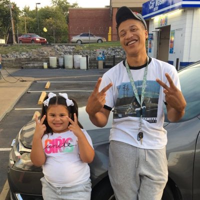 I_Sub_Tweets's tweet photo. P &amp; Dad 💕💕 https://t.co/HDILC3pUrQ
