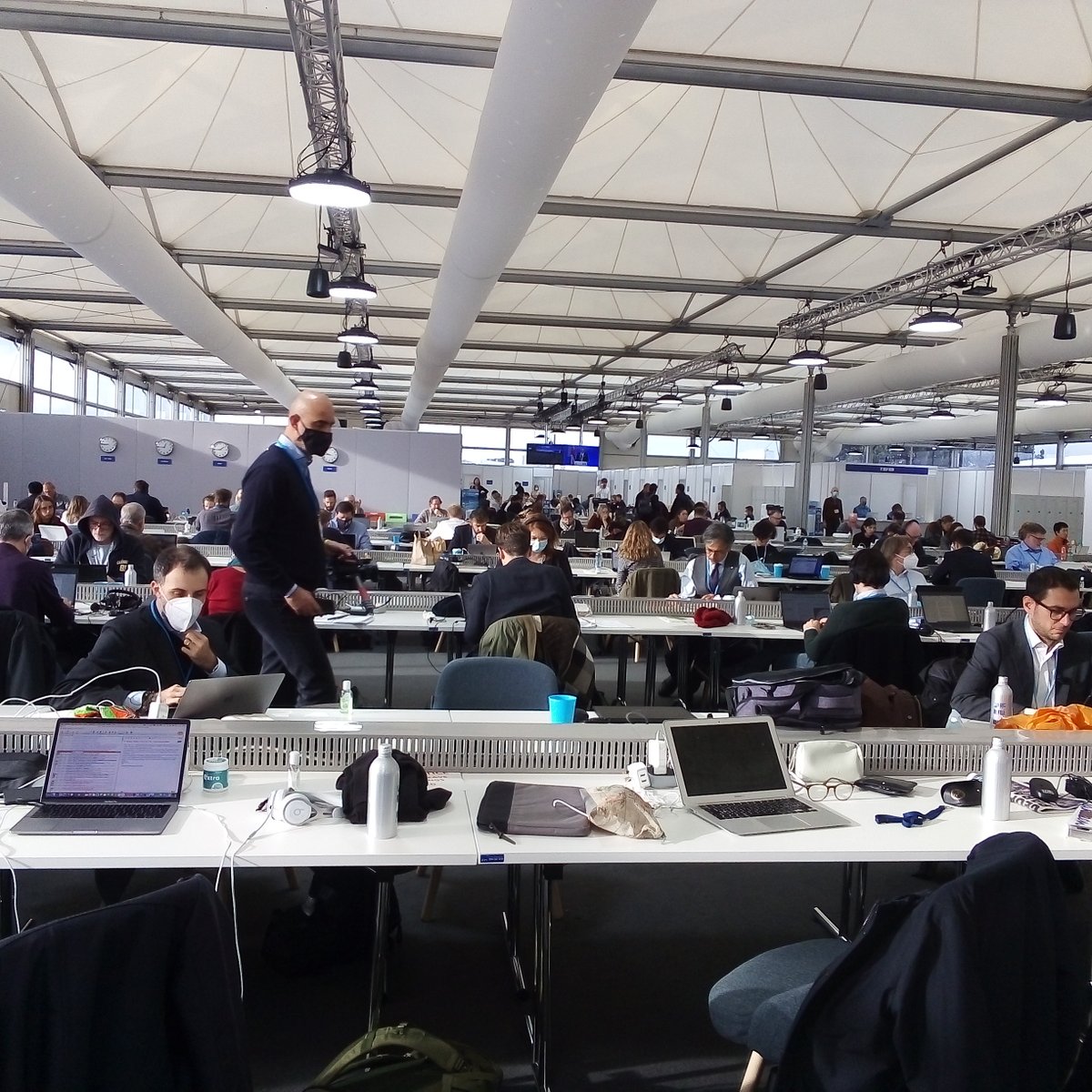 Happy to report from #COP26 summit that climate change is such a hot topic for journalists these days that there are NO spare seats left in the media room here in Glasgow... Hoping the person who had his coat on the chair I am in doesn't come back soon!! #climatejournalism