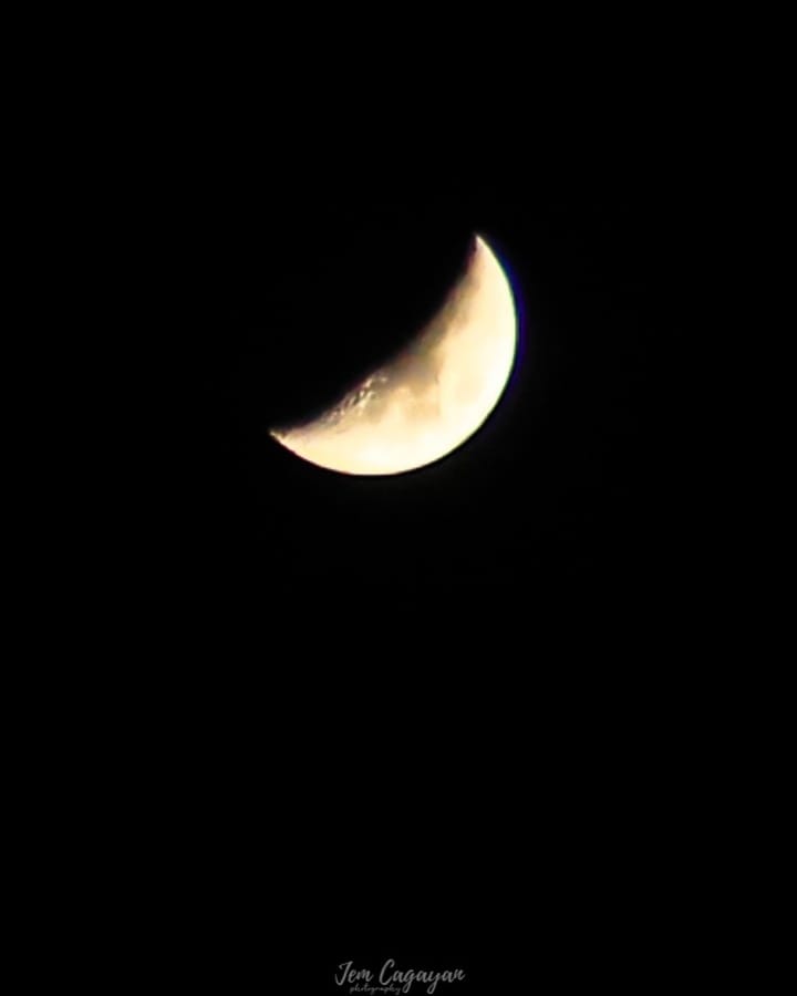 jemcagayan's tweet photo. Evening parade ft. Jupiter, Moon and Venus!♉🌙💓

📸: Jeromie Cagayan
📍:Dao, Balud, Masbate
🗓️:  November 10, 2021
🕜:07:00 Pm

#nightlifephotography
#moonlovesyou
#crescentmoon
#moonph
#novembermoon
#selenophile
#luna
#moon
#jupiter
#philippines
#masbate
#love
#venus
#Jupiter https://t.co/tw0t2W6JOH