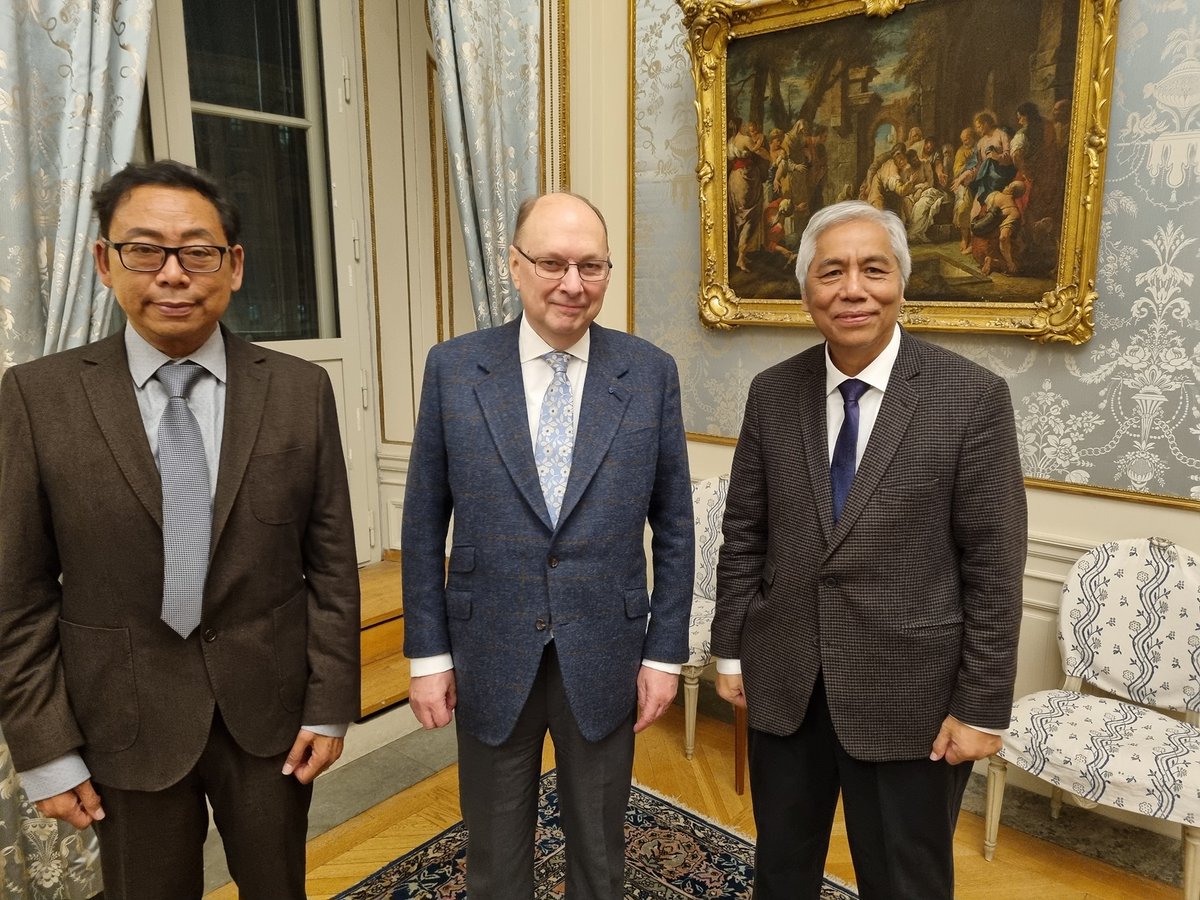 Union Minister of #MoHR H.E <a href="/aung_myo_minn/">Aung Myo Min</a> and Union Minister of #MoFUA H.E Dr. Lian Sakhong are currently on NUG mission in #Stockholm, meeting with Swedish officials to discuss current affairs in #Myanmar.
#WhatsHappeningInMyanmar