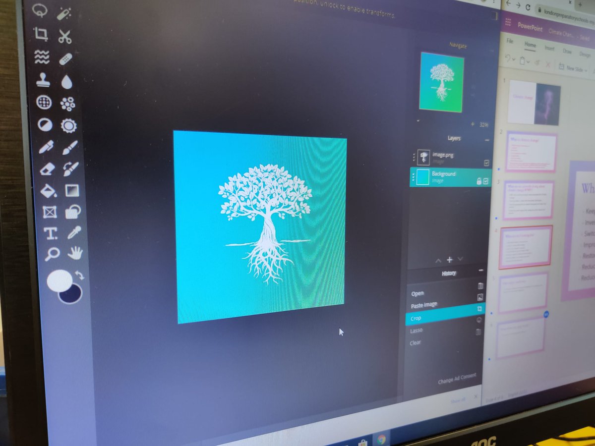 KewHouseICT's tweet photo. @KewHouseICT @BIMA @WWF #DigitalDay21   Year 10 working so hard at problem solving climate change. Our future digital leaders. https://t.co/VjAdePScO1