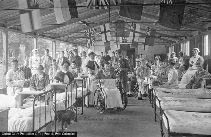 We've gathered together our photographs of War Memorials and Military images into two new 'Themes' on our website.

Please take a moment to explore them today and join us in remembering all those who have died in service.

francisfrith.com/themes/war-mem…

francisfrith.com/themes/military